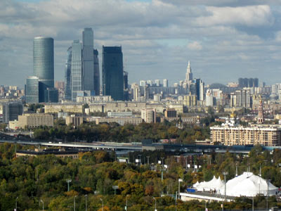 Фотообои для рабочего стола. Осенняя Москва с высоты отеля на Воробьёвых горах